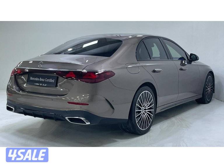 Mercedes-Benz E-Class7