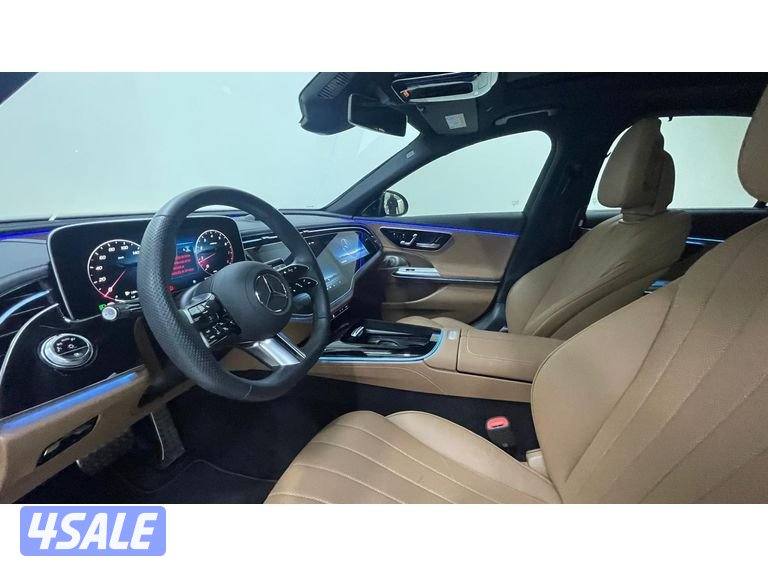 Mercedes-Benz E-Class10