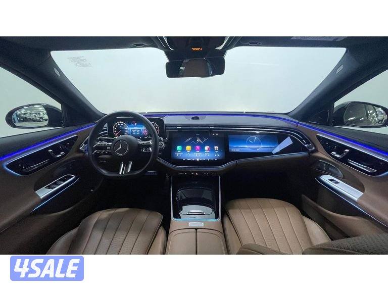 Mercedes-Benz E-Class11