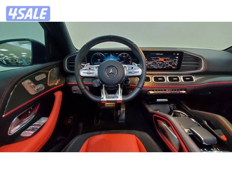 Mercedes-Benz GLE SUV11