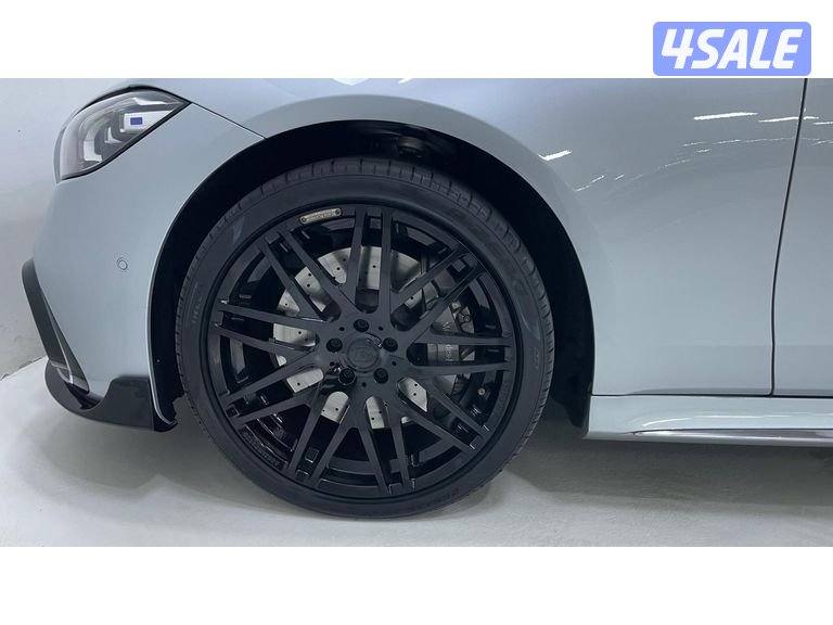 Mercedes-Benz S-Class8