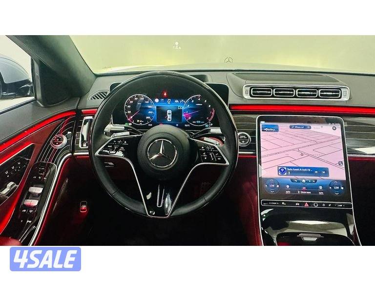 Mercedes-Benz S-Class12