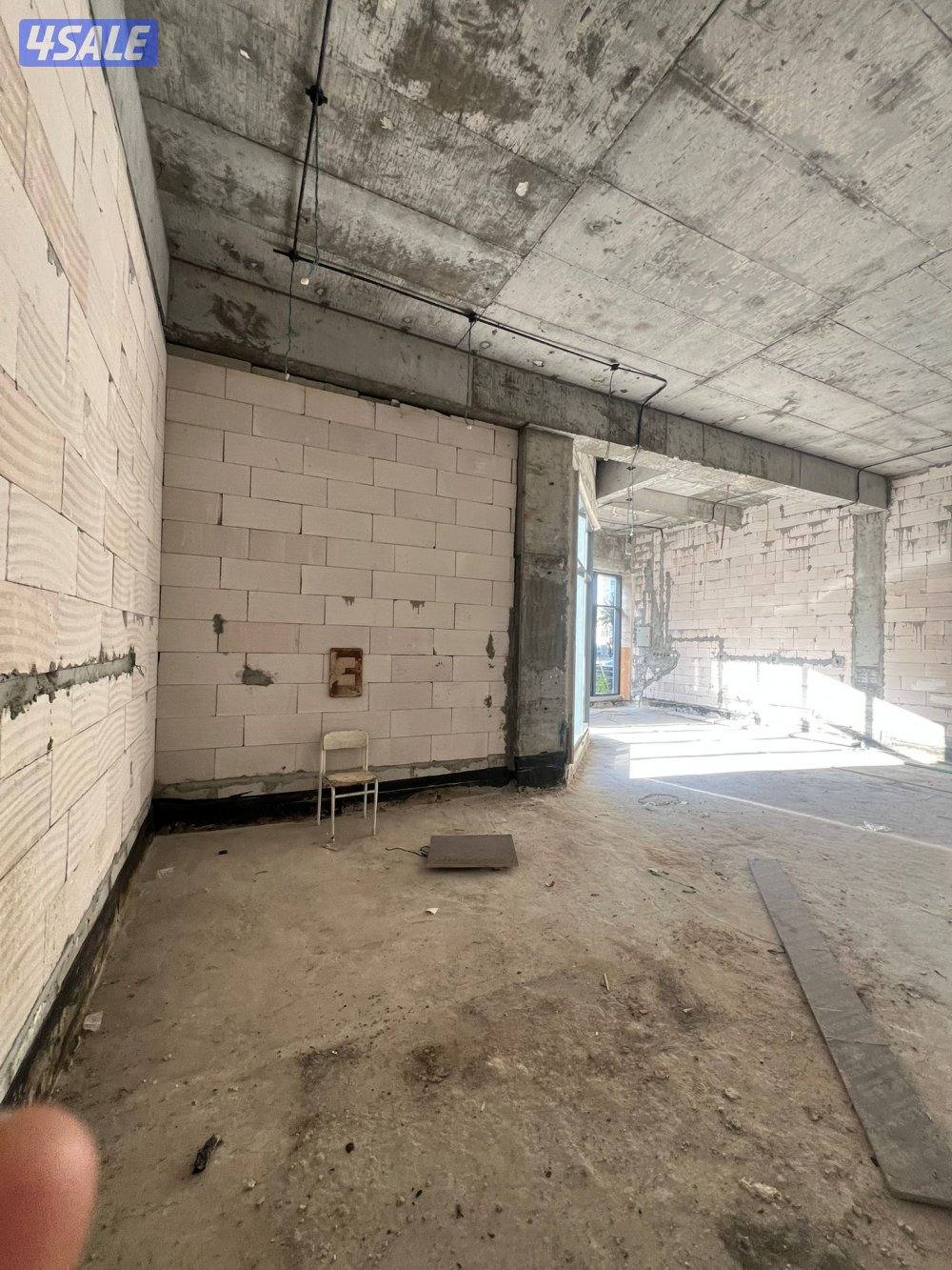 للإيجار محل بموقع ممتاز علي إشارة شوبير مساحة 80 م 2900 قابل للمساومة4