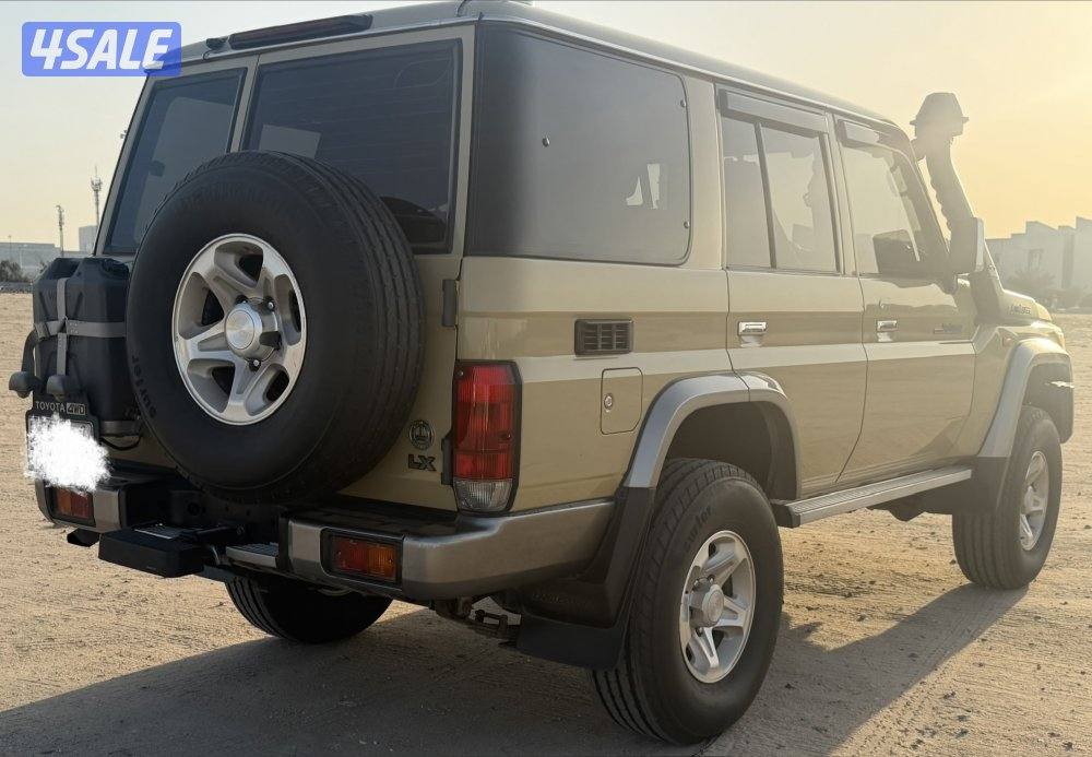 لاند كروزر نص موديل 20224