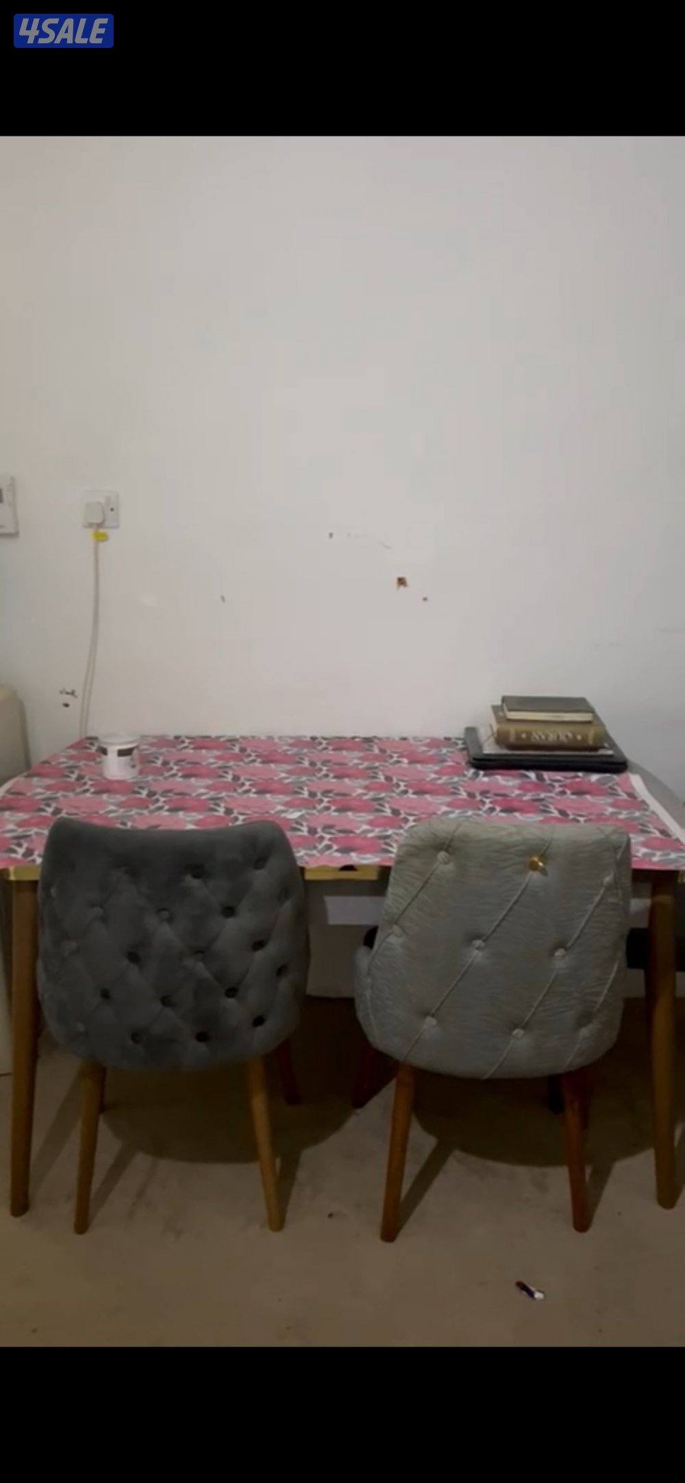 أغراض مستعملة للبيع1