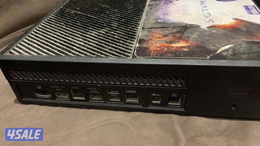 اكس بوكس 1  ،   الثاني نسخة مميزة و نادرة Halo 5: Guardians.0