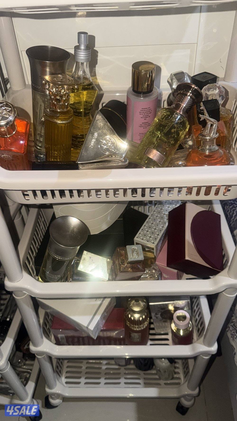 تشكيلة عطور اي عطر ب 5kd0