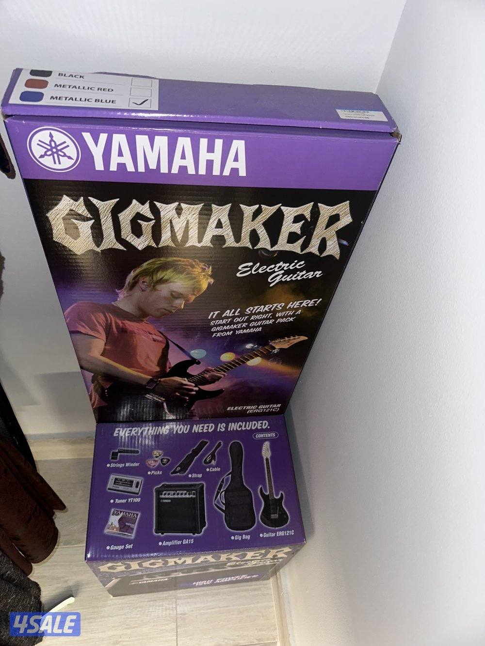 YAMAHA Electric Guitar ERG121C (NEW), metallic Blue0