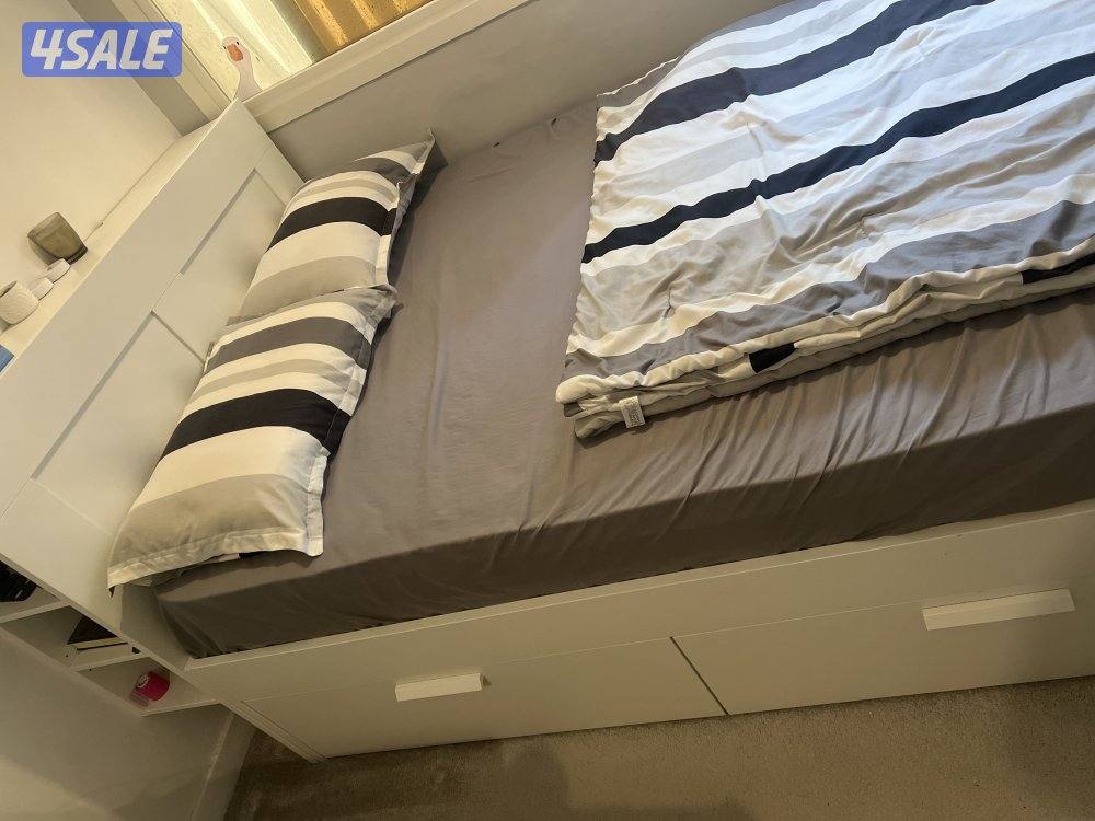 للبيع سرير مع تخزين2