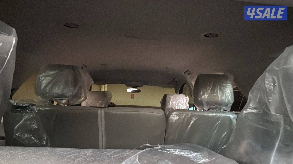 للبيع شفر ترافيس 7ركاب شبة وكالة شرط الفحص كامل4