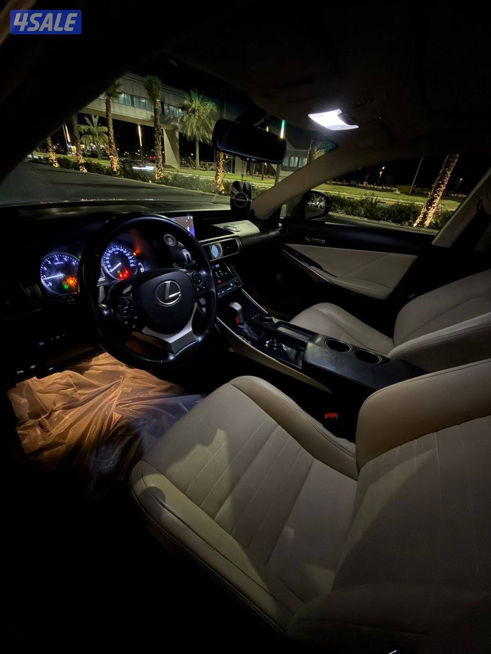 لكزس is  شرط الفحص3