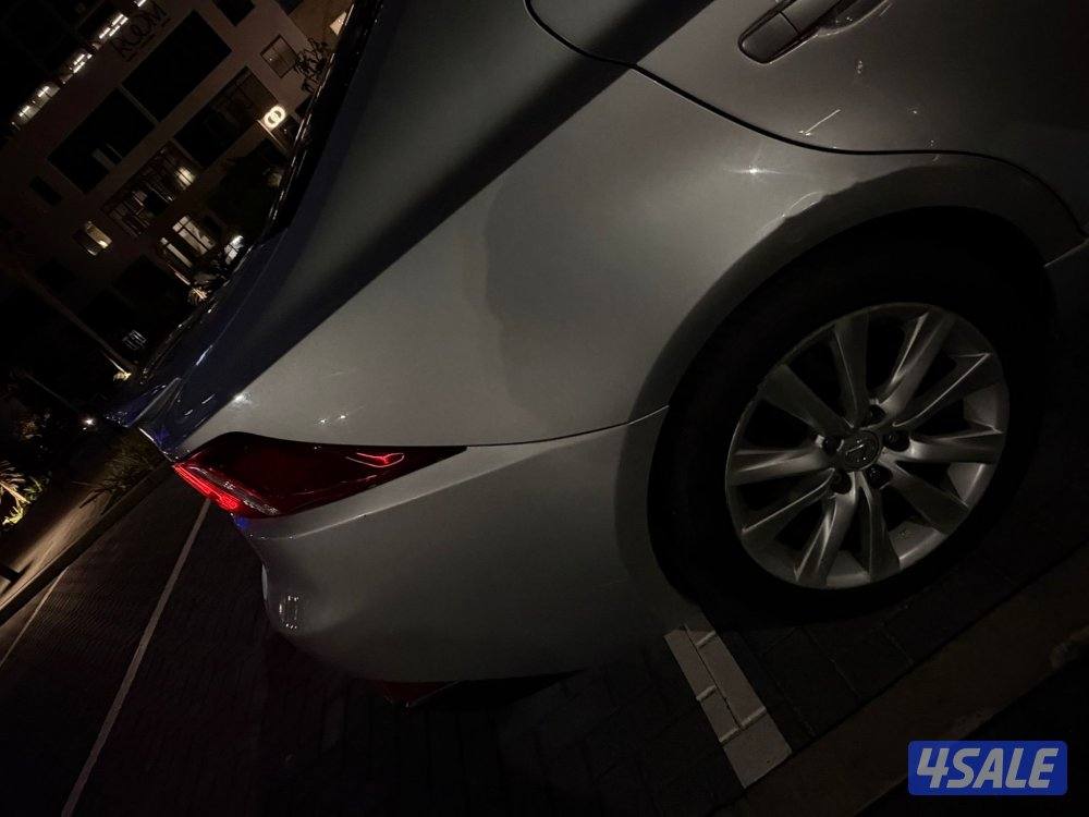 لكزس is  شرط الفحص6