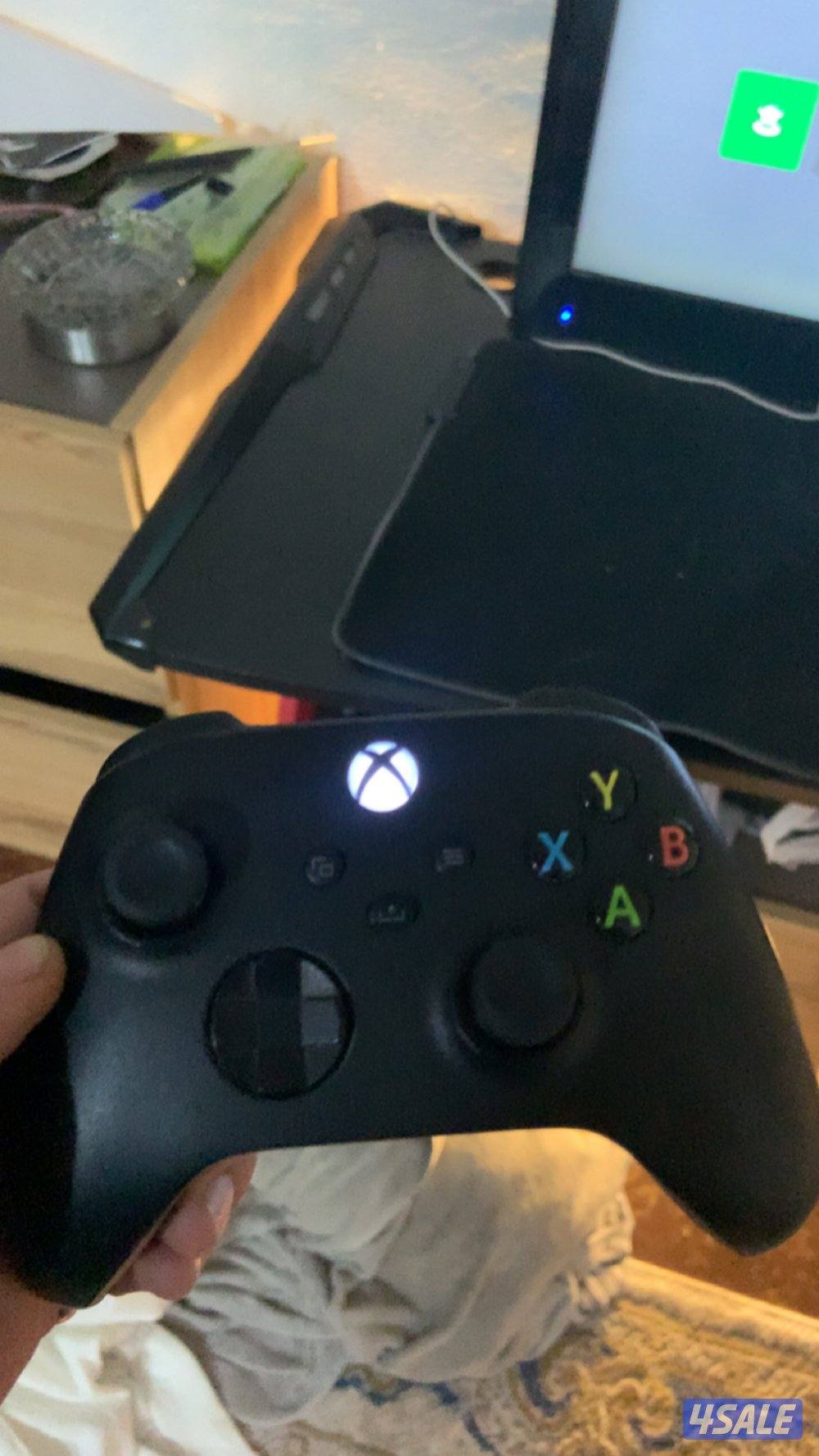 للبيع اكس بوكس ويا فورزا ويا يده كل شي جديد وعلى الشرط الصامل يبشر1