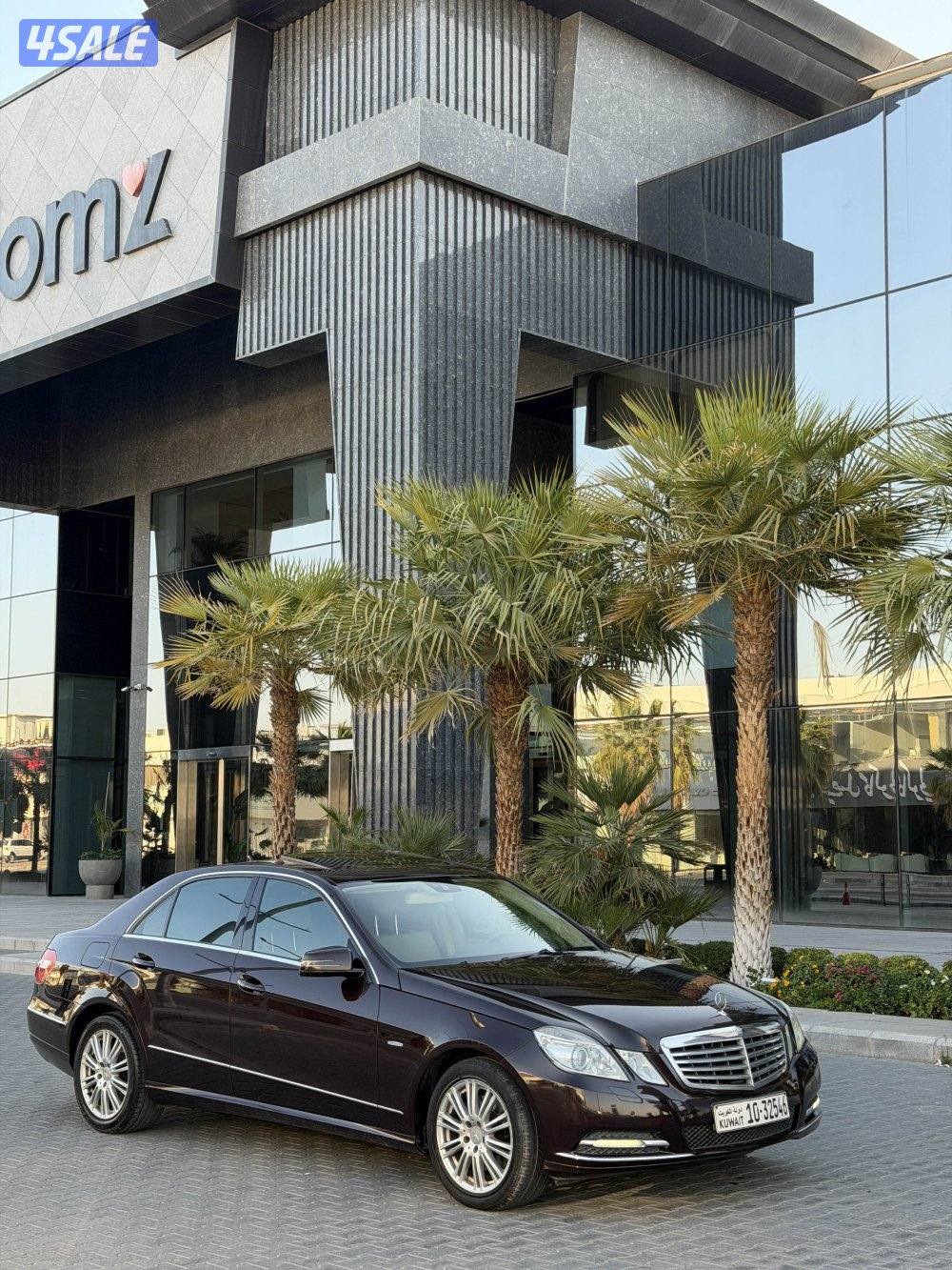 للبيع مرسيدس e250 موديل 2011 عداد 1904