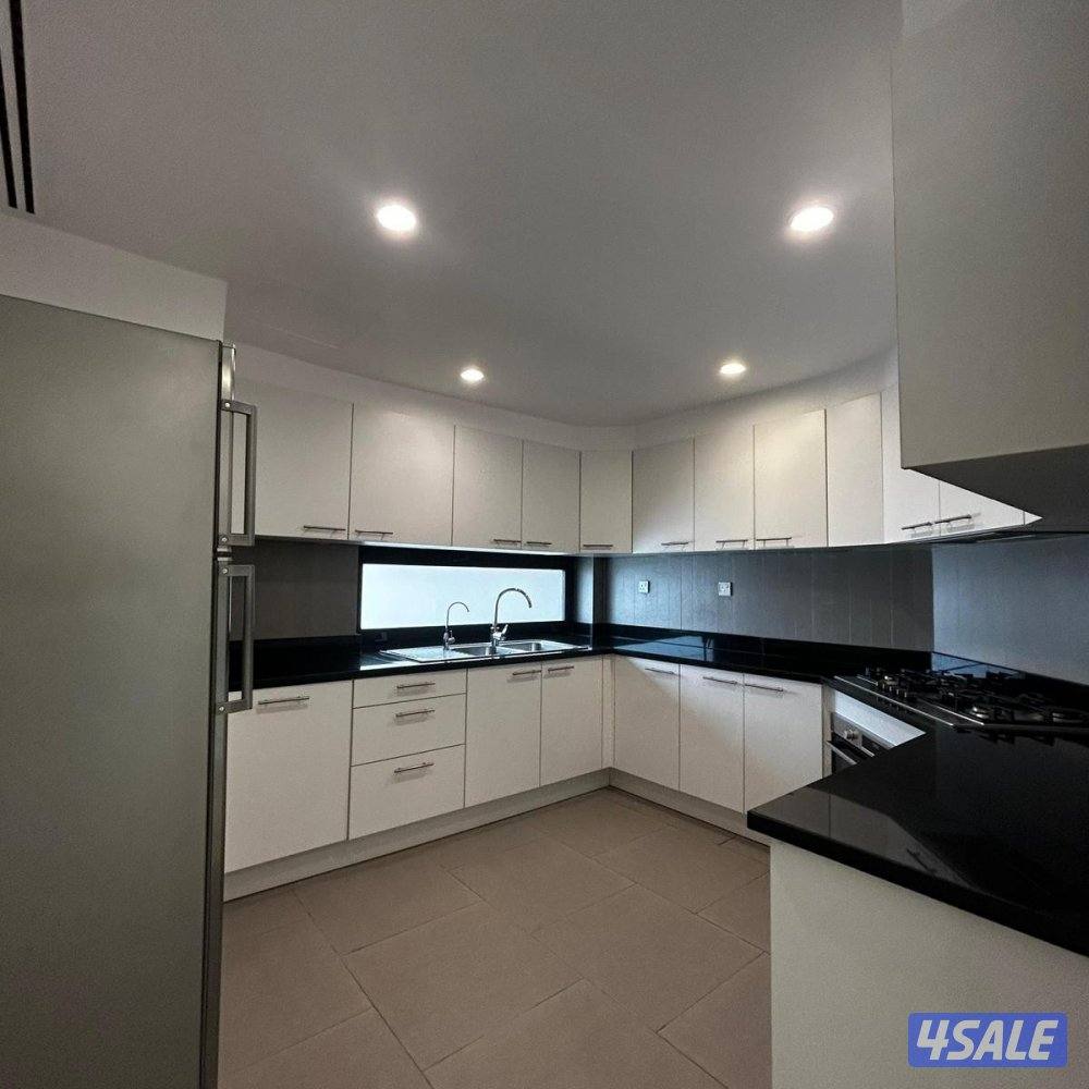 شقة نصف مفروشة للإيجار في بنيد القار7