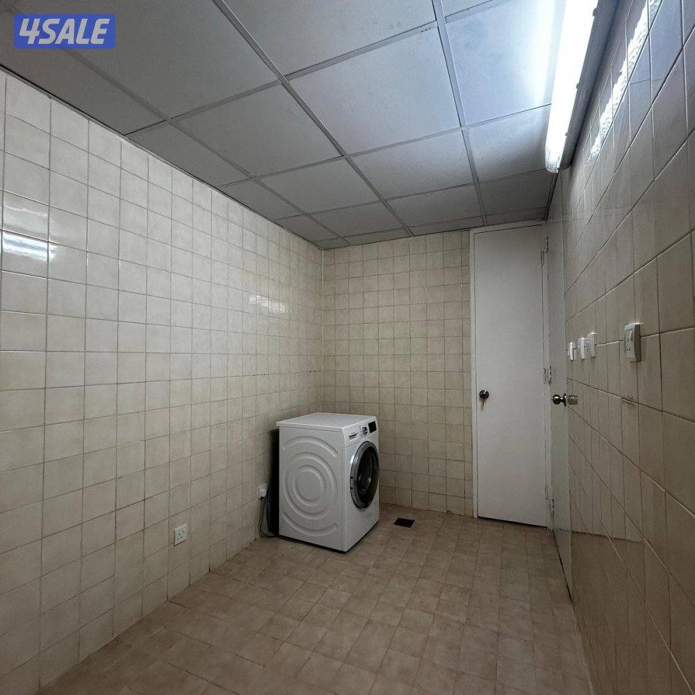 شقة نصف مفروشة للإيجار في بنيد القار13