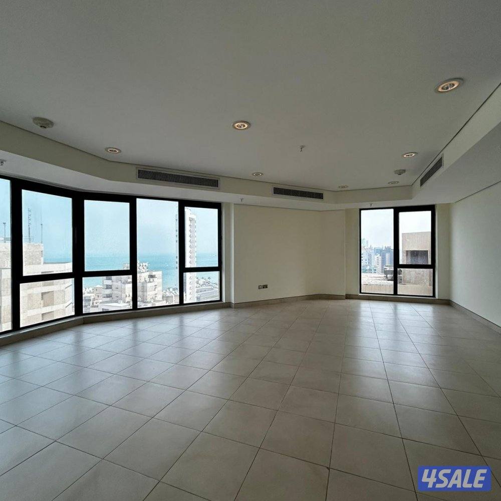 شقة إطلالة بحرية نصف مفروشة للإيجار في بنيد القار1