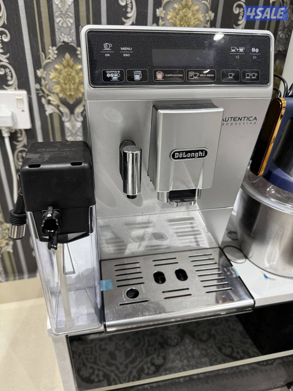 مكينه قهوه ديلونجي1