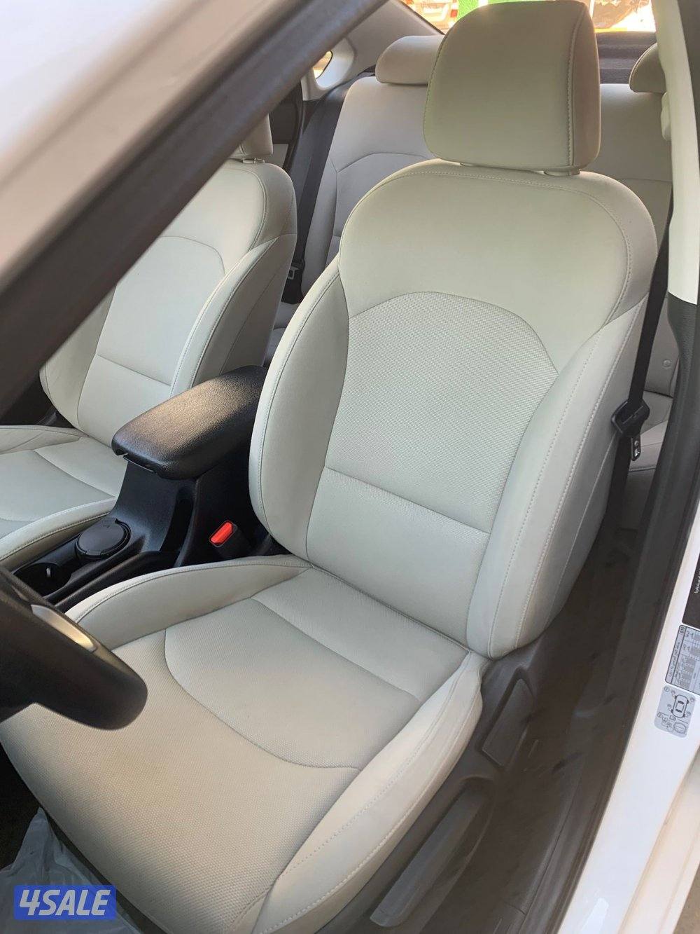 ( ‏تحت الكفالة )9