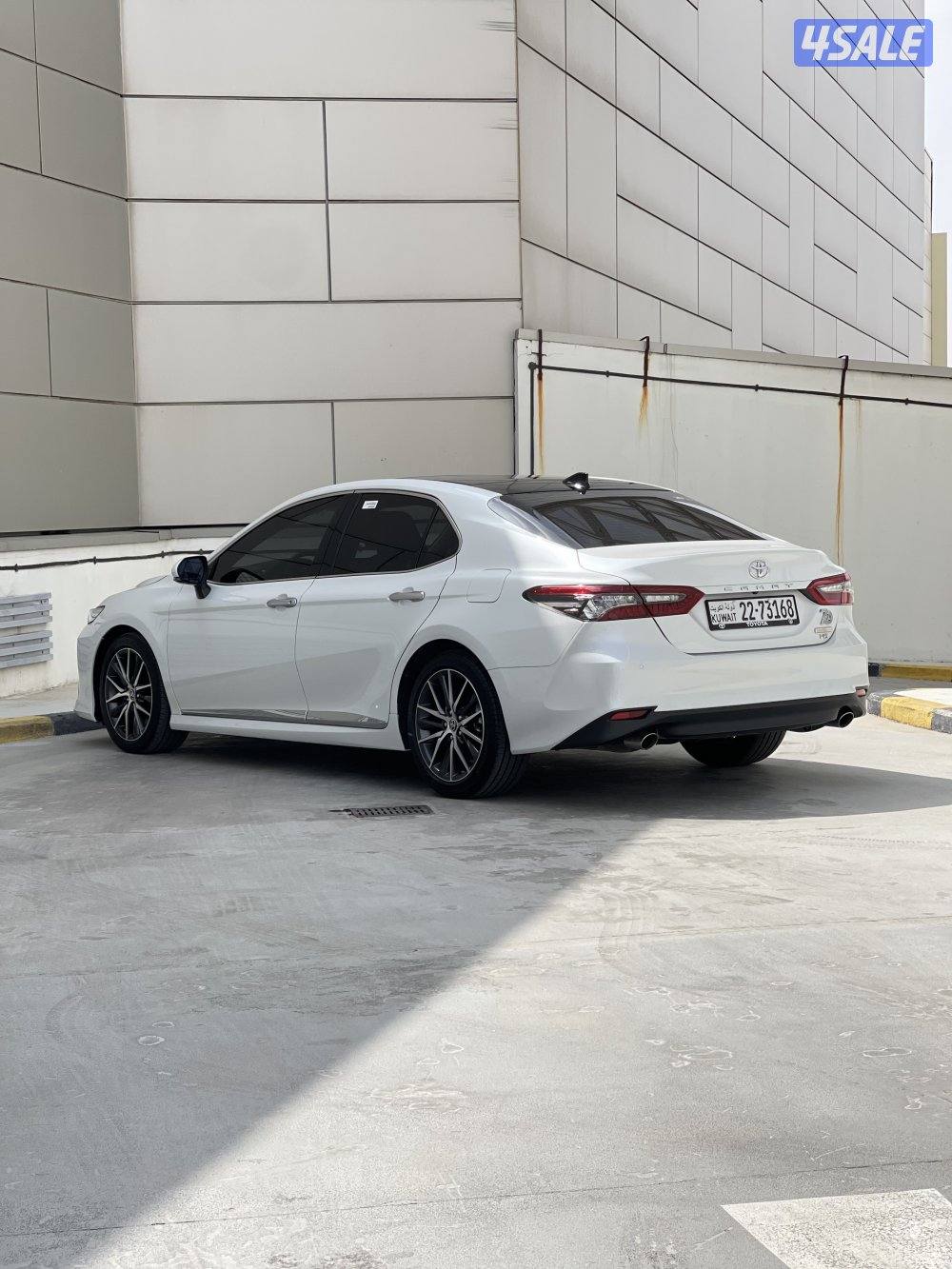 للبيع تويوتا كامري ليمتيد ايدشن v6 الساير صبغ الوكالة تحت الكفالة2