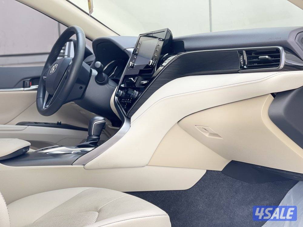 للبيع تويوتا كامري ليمتيد ايدشن v6 الساير صبغ الوكالة تحت الكفالة7