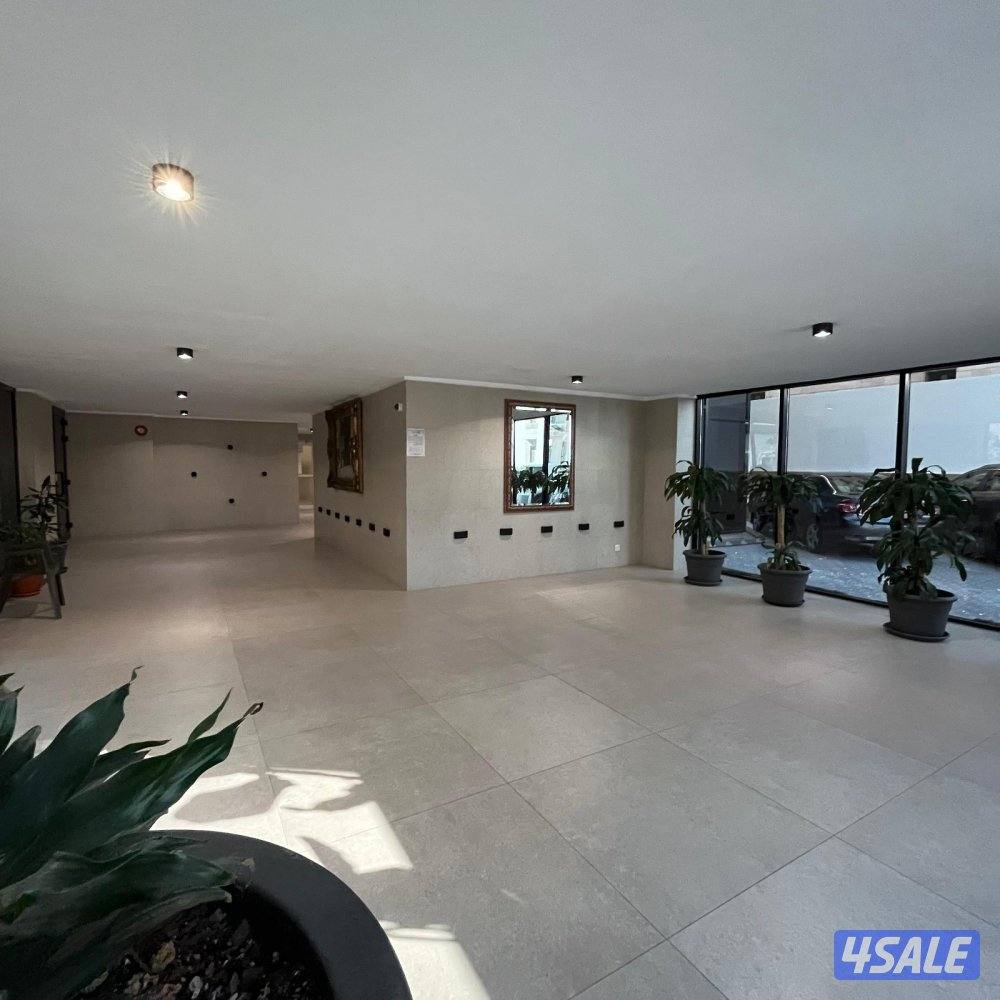 شقة مع شهر مجاني للإيجار في بنيد القار قطعة 15