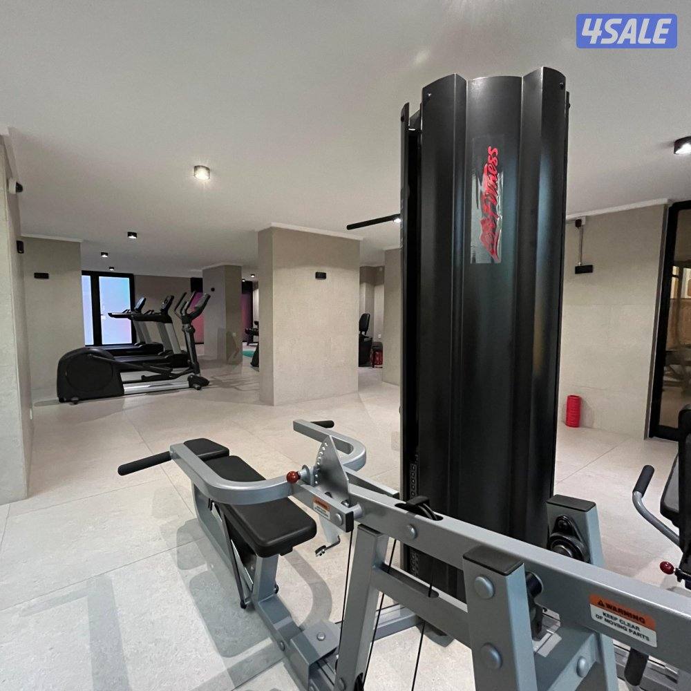 شقة مع شهر مجاني للإيجار في بنيد القار قطعة 18