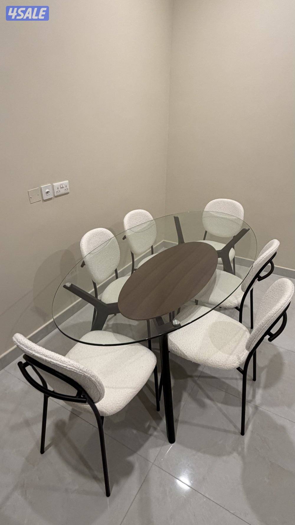 طاوله طعام0