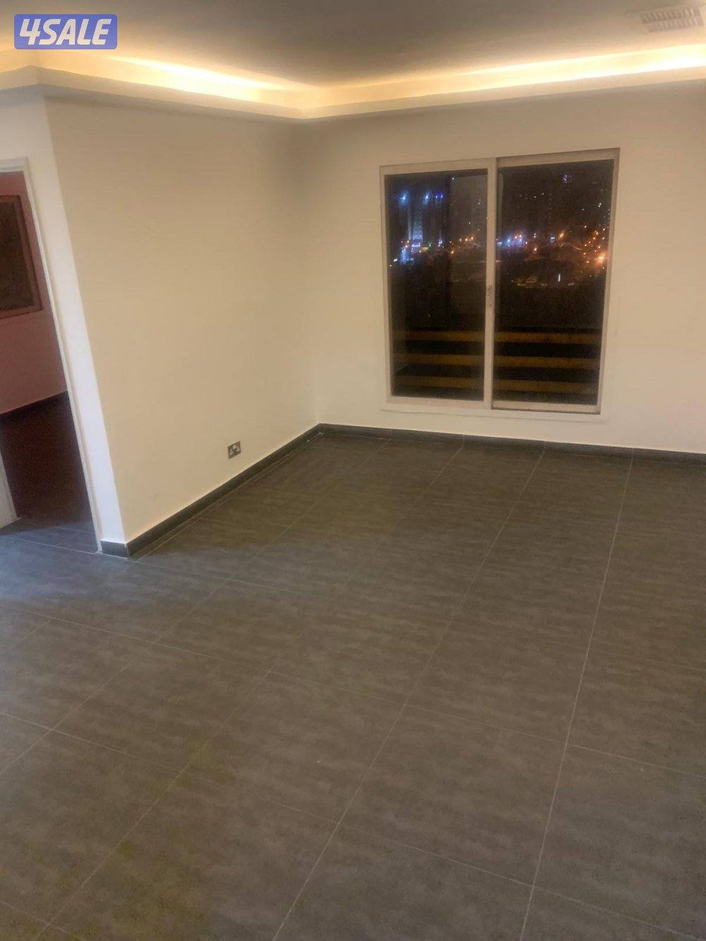 شقق للايجار خلو وفاضي غرفة وصالة ومطبخ وحمام تشطيب سوبر لوكس5