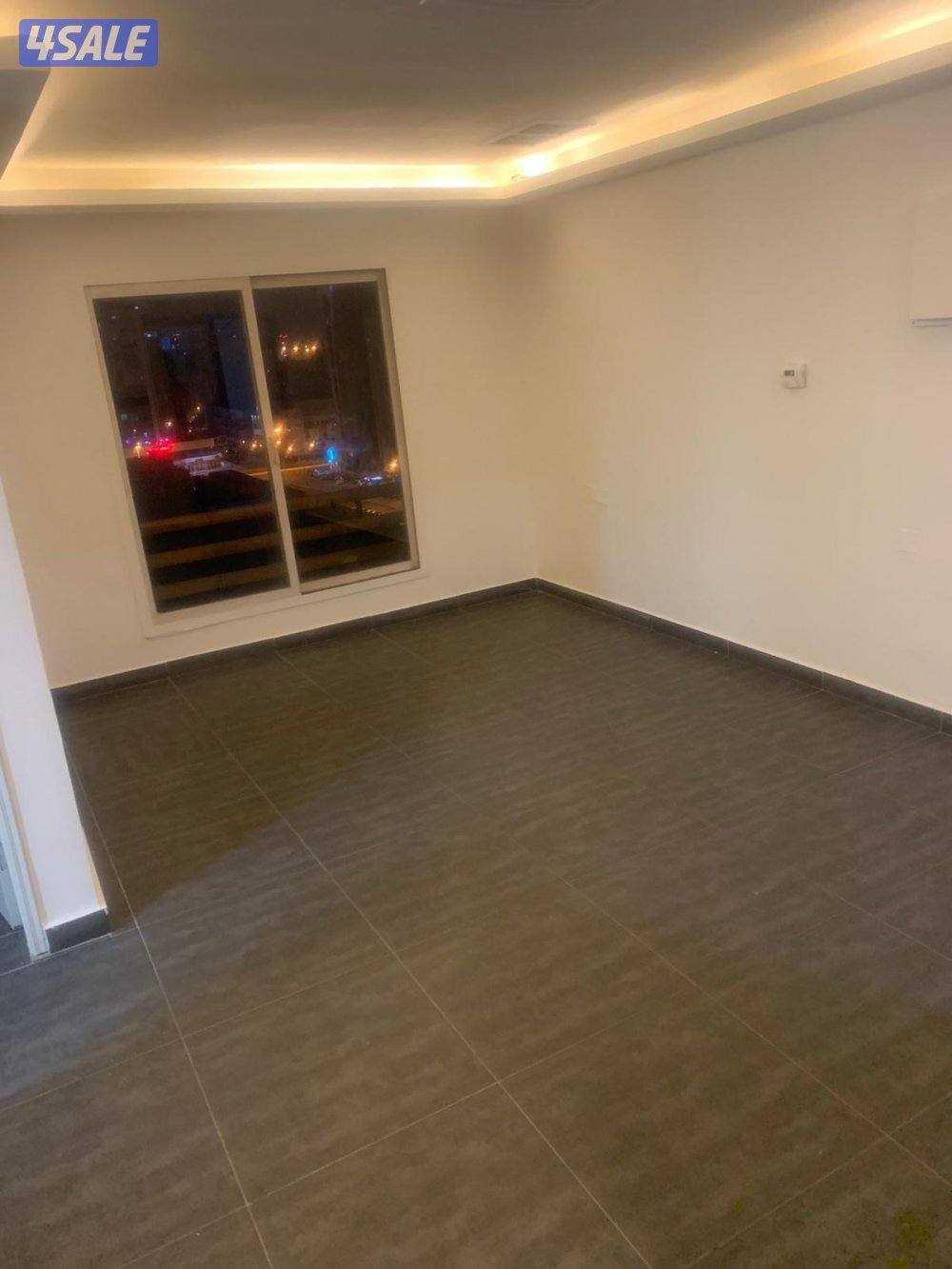 شقق للايجار خلو وفاضي غرفة وصالة ومطبخ وحمام تشطيب سوبر لوكس7