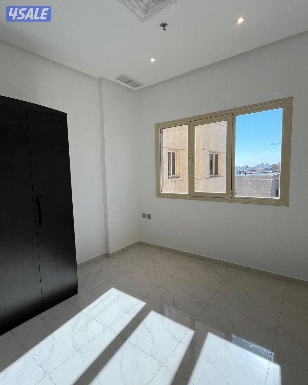 شقة سكنية نصف مفروشة للإيجار في السالمية1