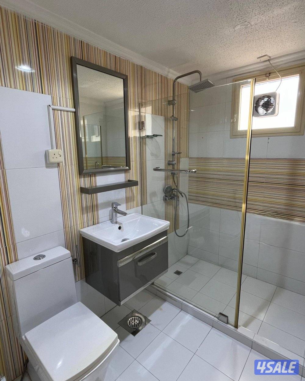 شقة سكنية نصف مفروشة للإيجار في السالمية5