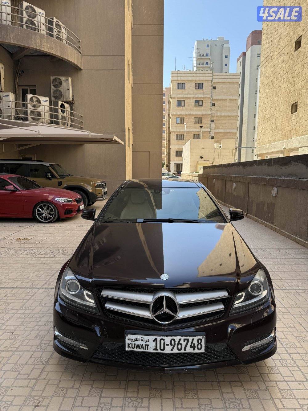 للبيع C250 موديل ٢٠١٢0
