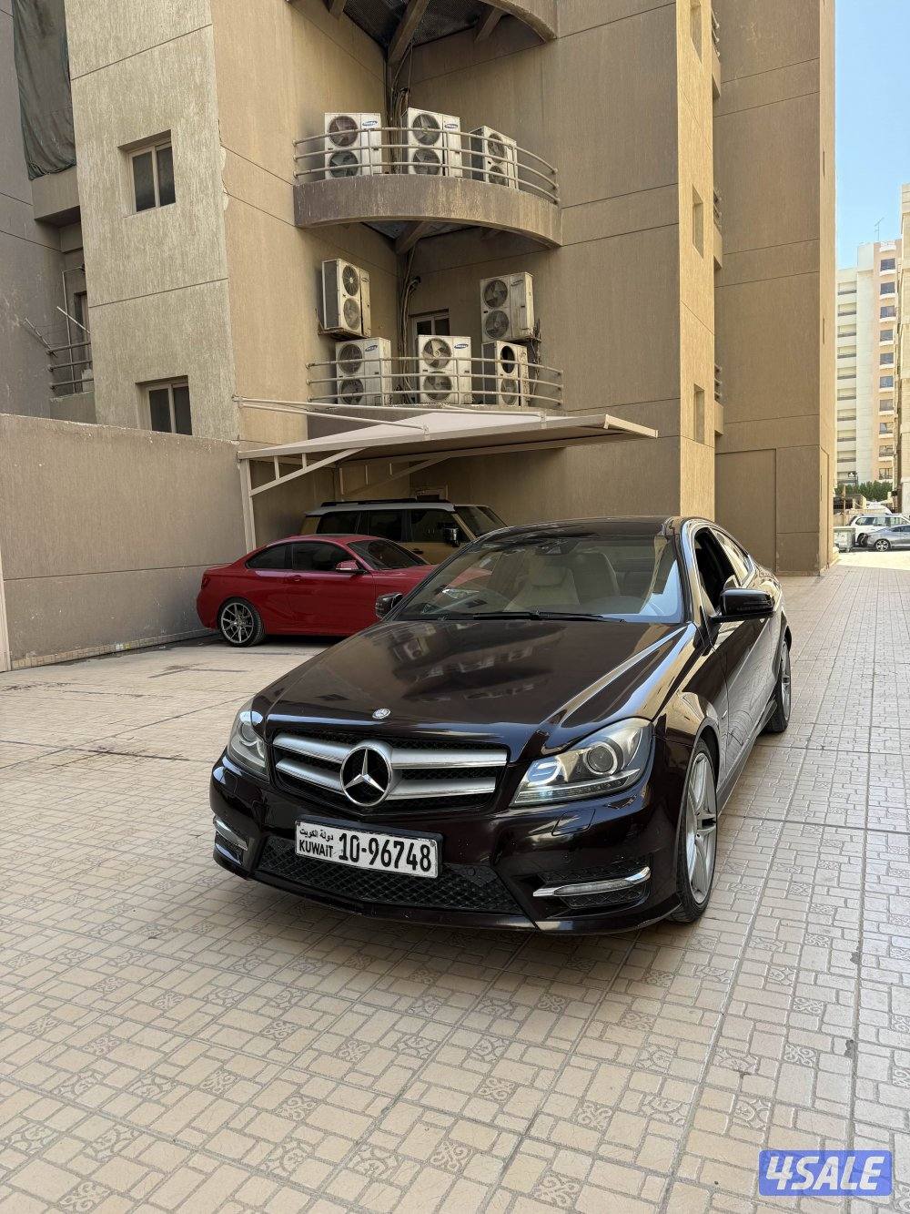 للبيع C250 موديل ٢٠١٢2