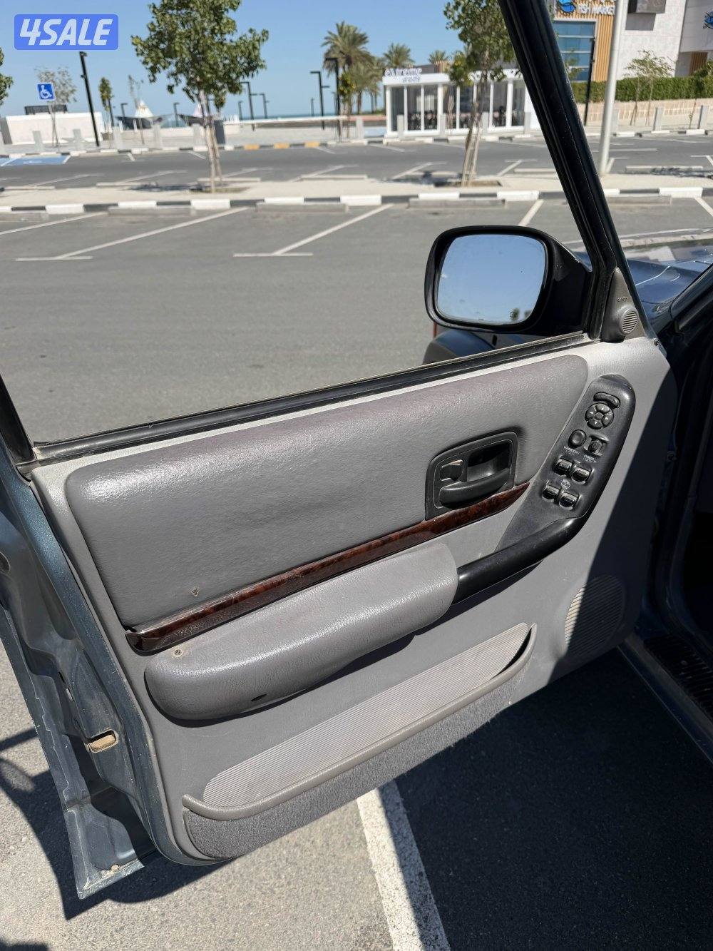 للبيع شيروكي 98 بحاله نادره  بيعه سريعه10