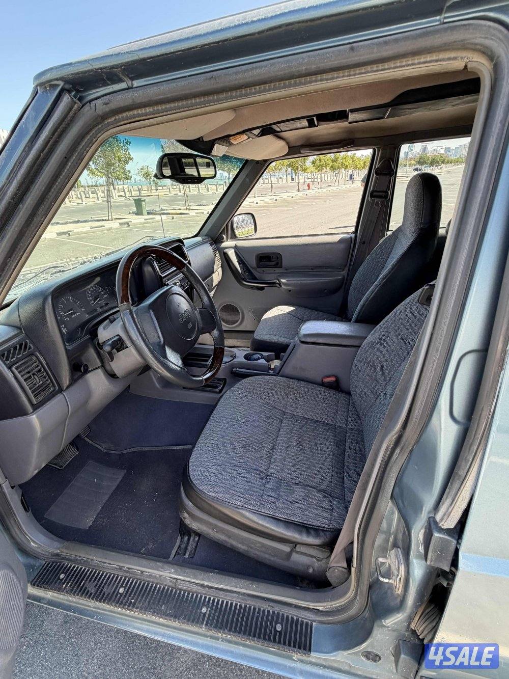 للبيع شيروكي 98 بحاله نادره  بيعه سريعه12