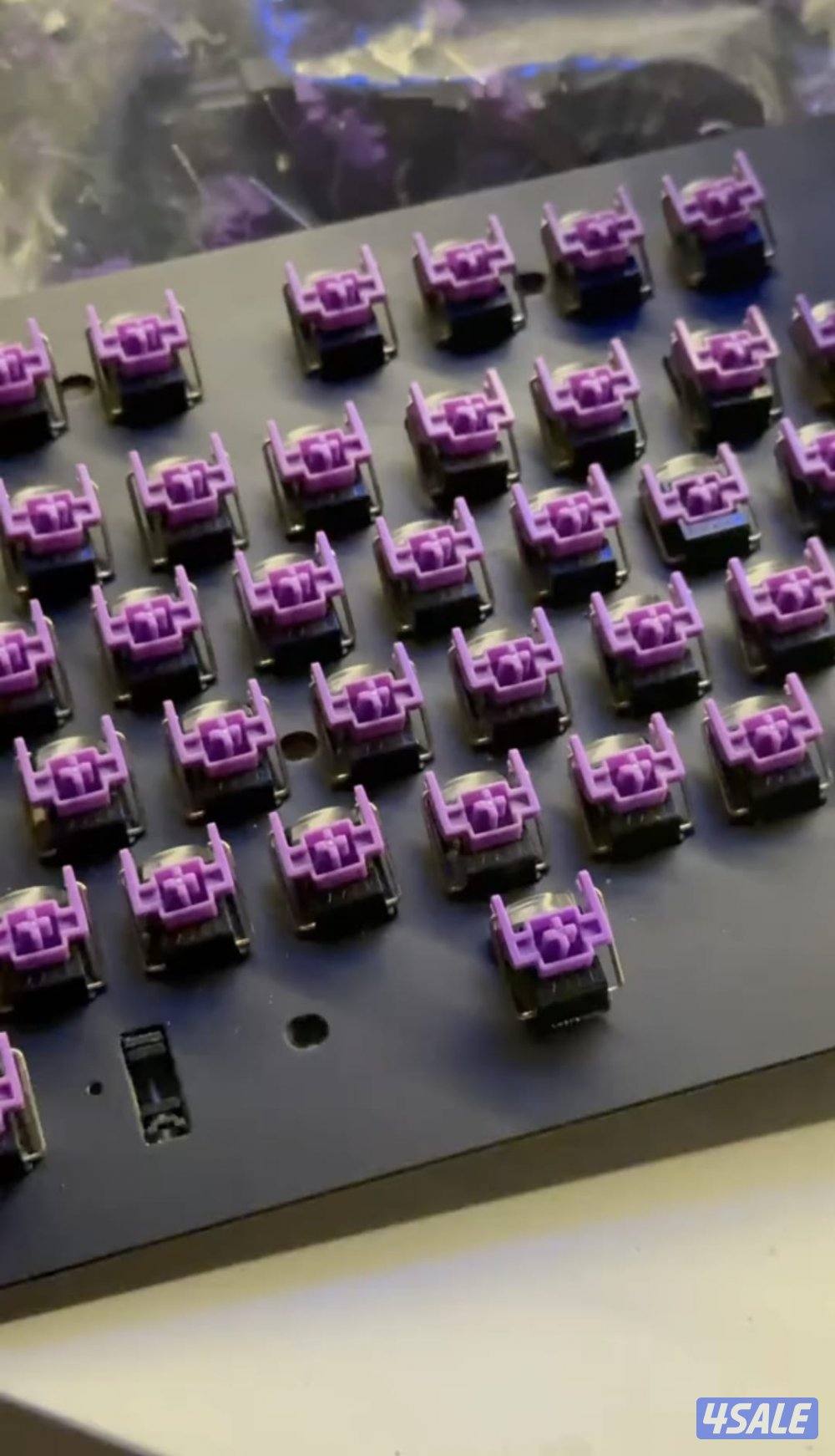 للبيع سماعة وماوس وكيبورد قيمنق ريزر7