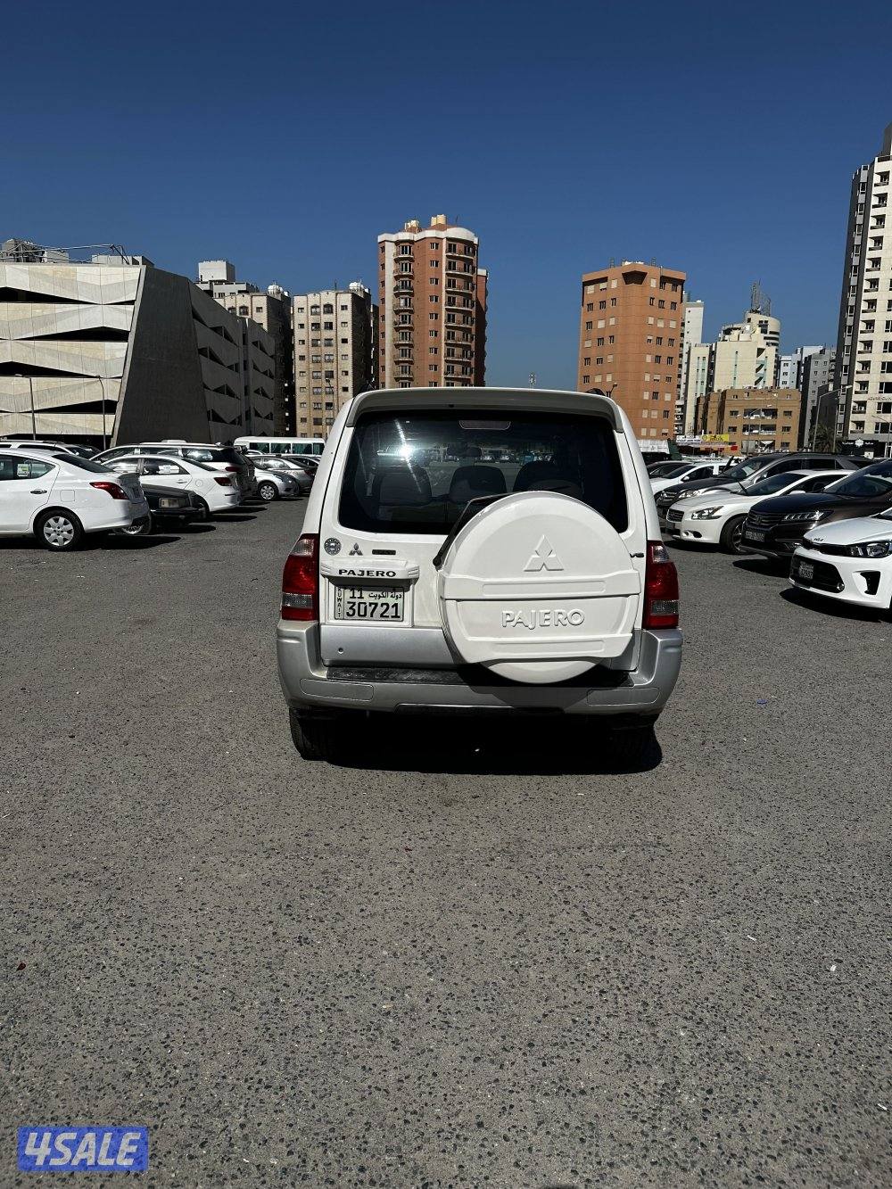 للبيع باجيرو سبورت دبل جير تيبترونك صبغ المصنع فتحة سقف لون ابيض ثلجي1