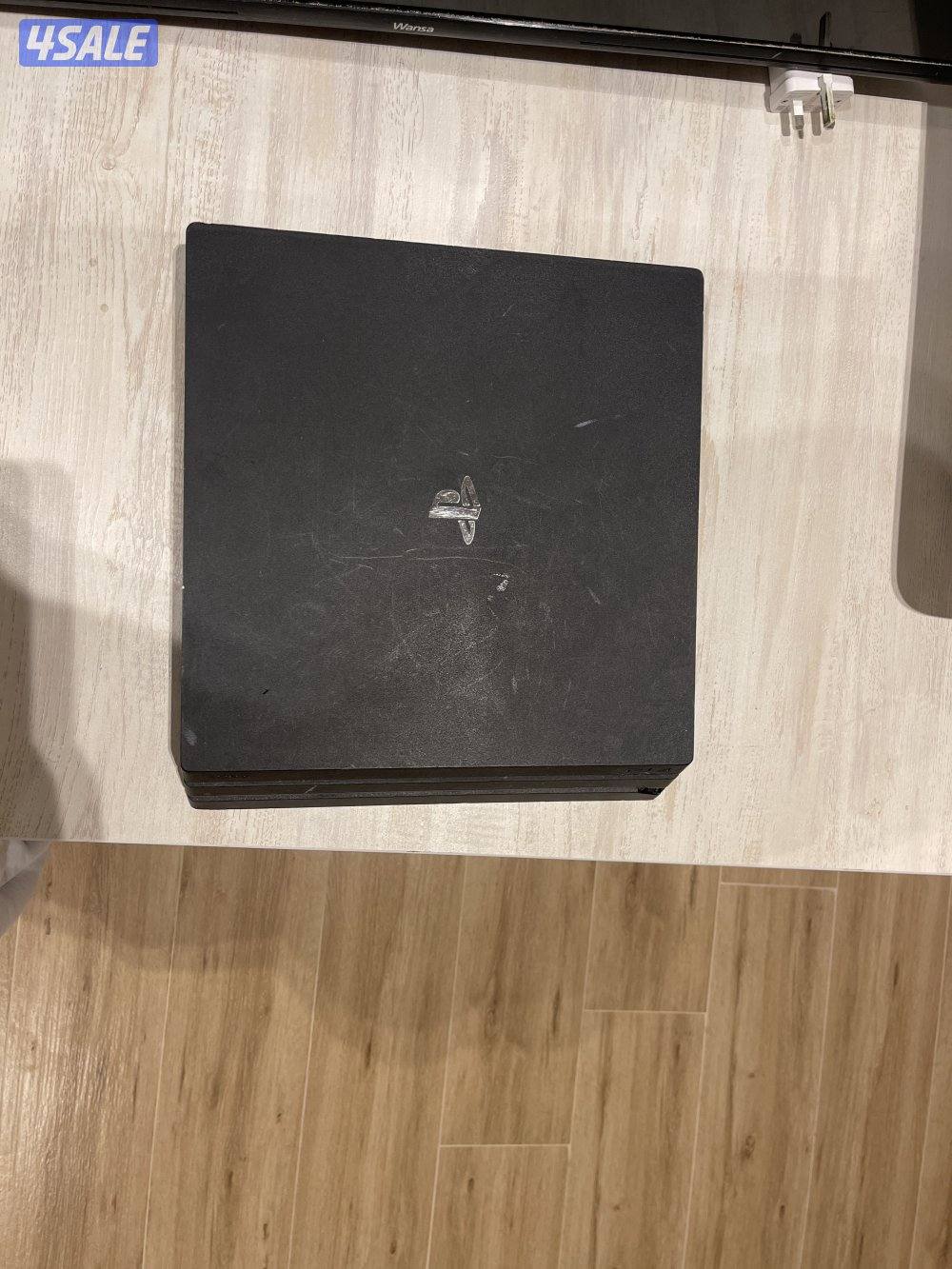 سوني فور جديد استعمال خفيف الف قيقا0