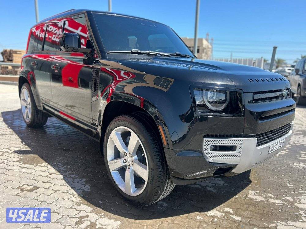 لاند روفر ديفندر 110-V6 موديل 2024 ماشى 32.000 k.m وارد امريكا .1