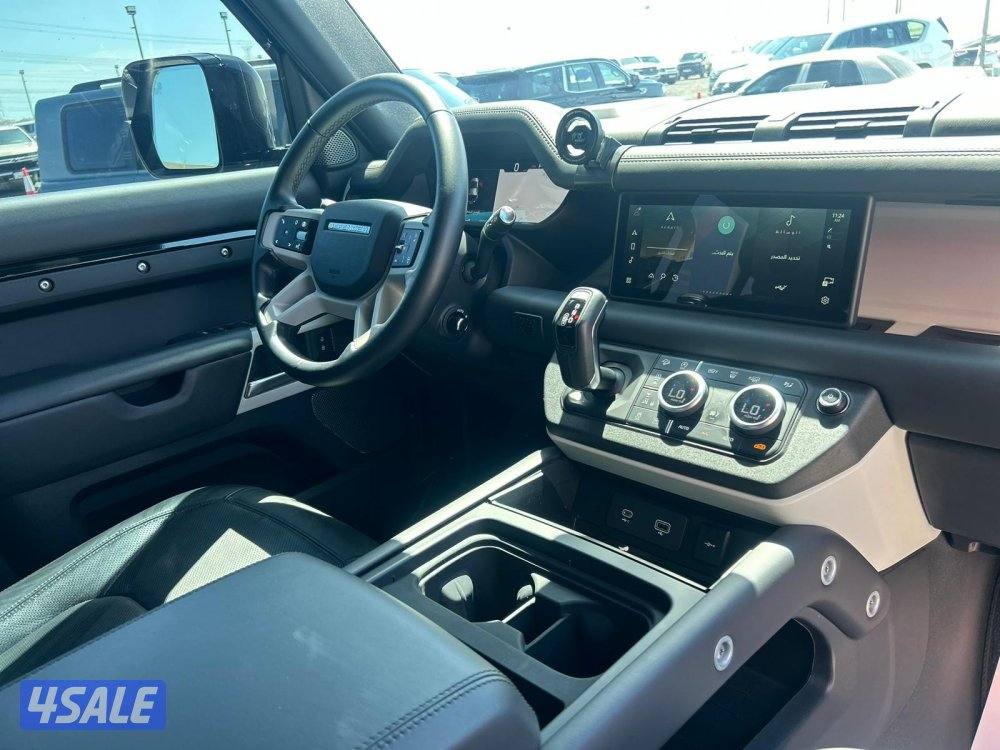 لاند روفر ديفندر 110-V6 موديل 2024 ماشى 32.000 k.m وارد امريكا .7
