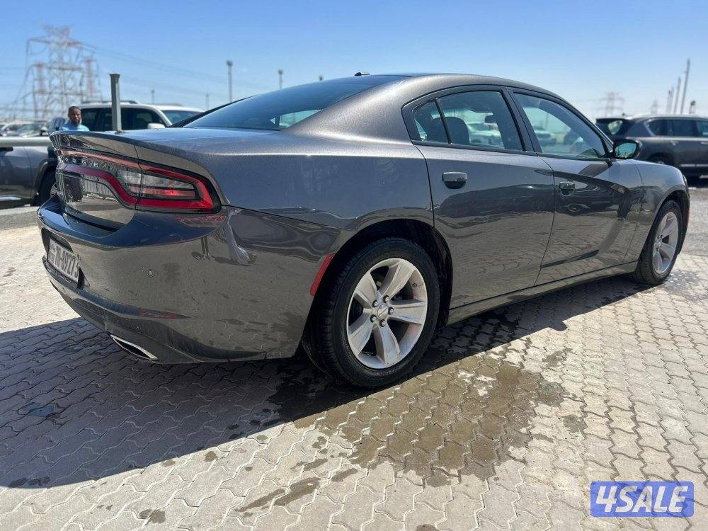 دودج شارجر  موديل 2023  ماشى 53.000 k.m  وارد الملا.اصباغ متفرقه3