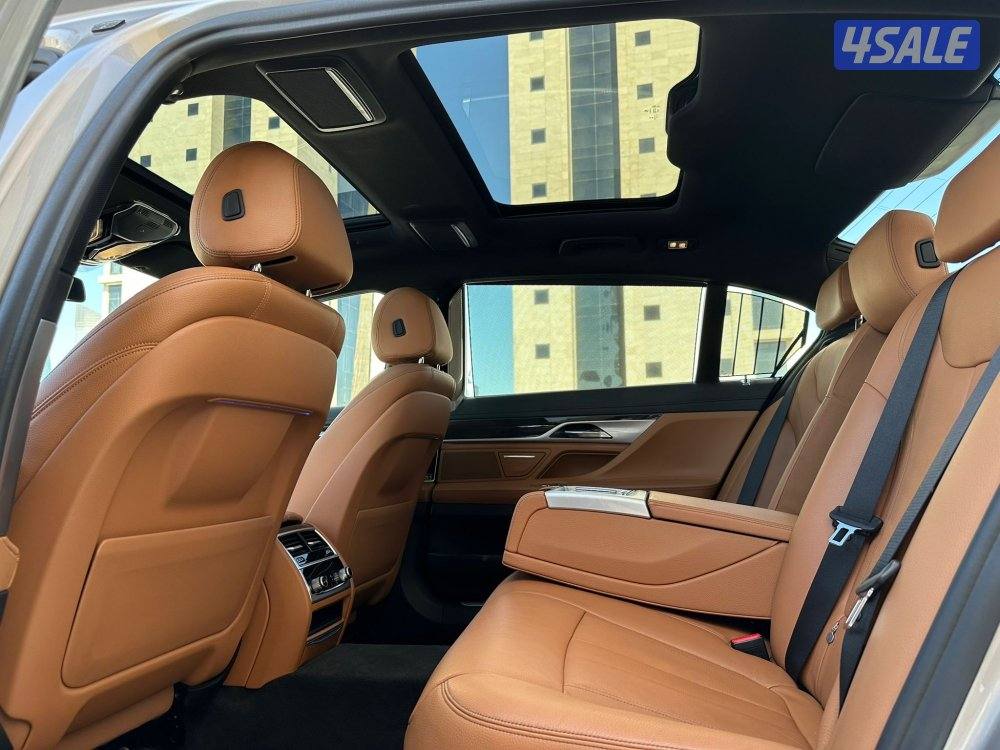 بي ام دبليو730Li موديل2020 عداد91الف وارد الغانم سيرفس منتظم9