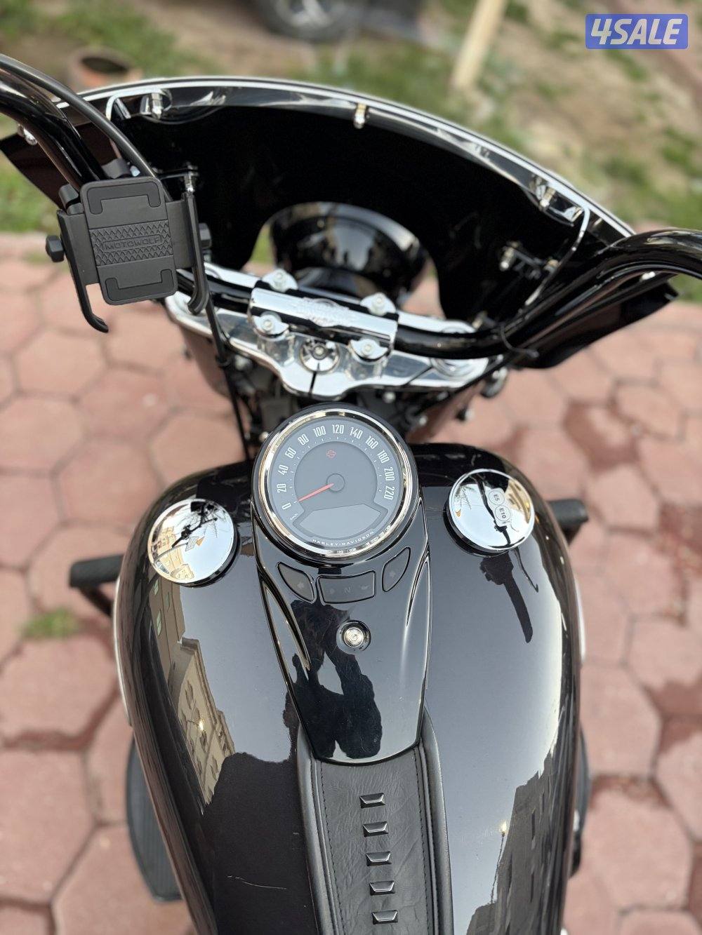 للبيع هارلي هيرتج6