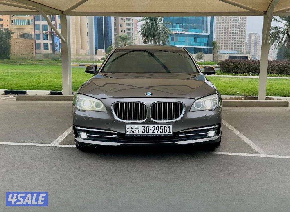 ًBMW 730Li - الموديل:2014 - العداد:1601