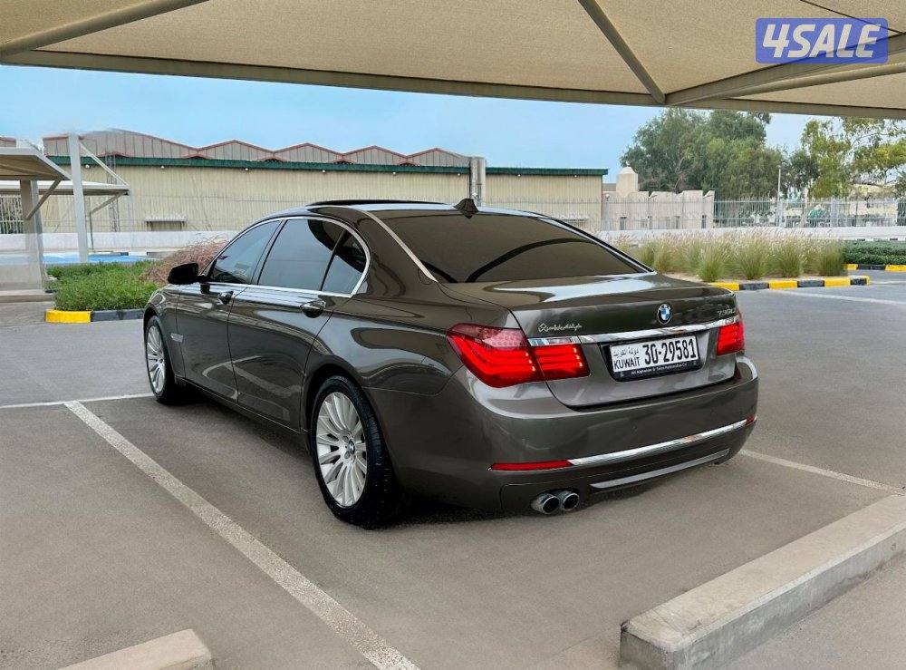ًBMW 730Li - الموديل:2014 - العداد:1604