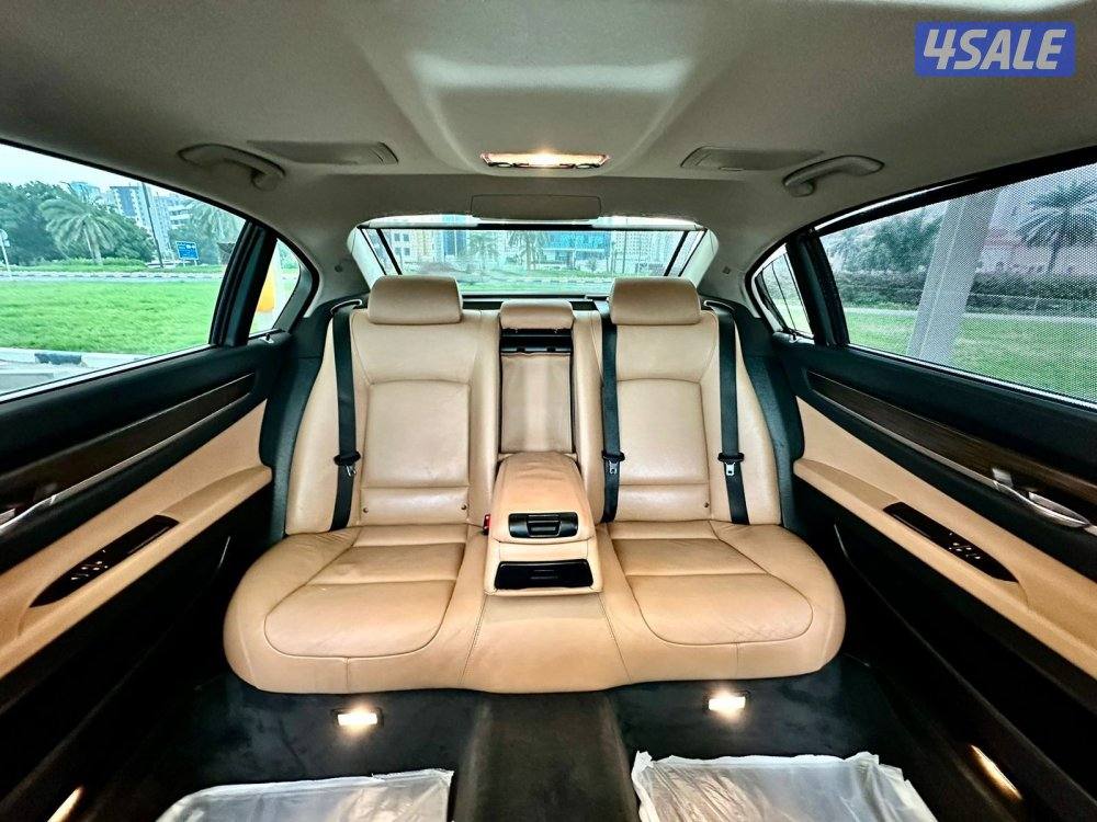 ًBMW 730Li - الموديل:2014 - العداد:16011