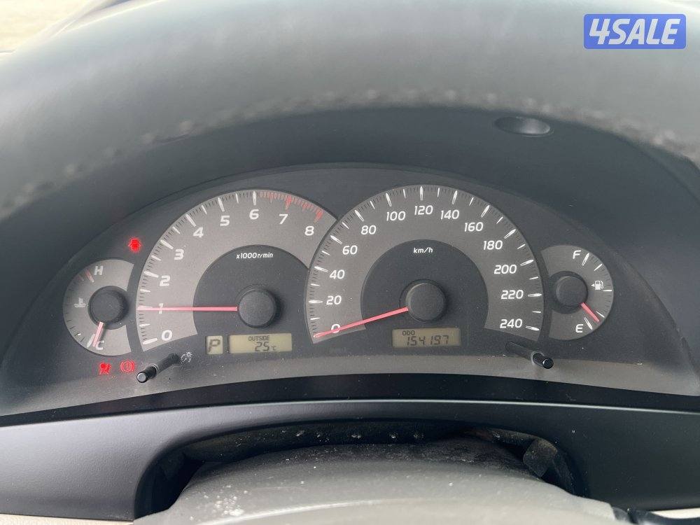 للبيع  تويوتا كامري GLX موديل 20114