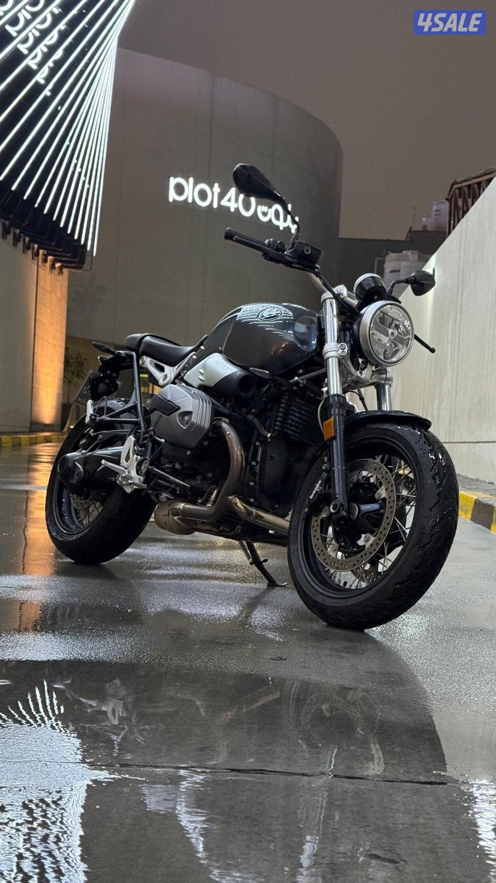 R nine t pure model year 2021 kilometers 1069km ❤️0