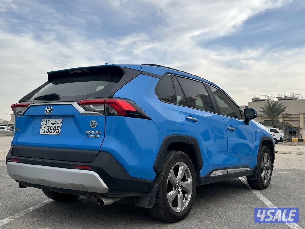 للبيع  تويوتا RAV4 كامل المواصفات2